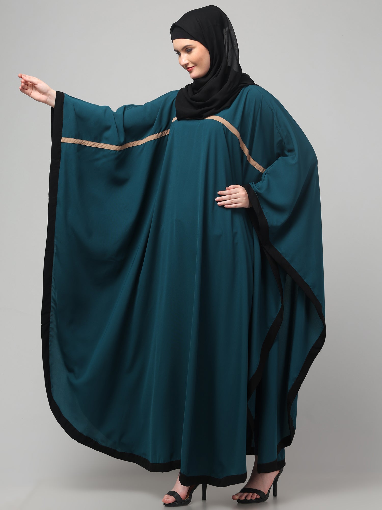Elegant Bottle Green Kaftan Abaya with Contrast Border