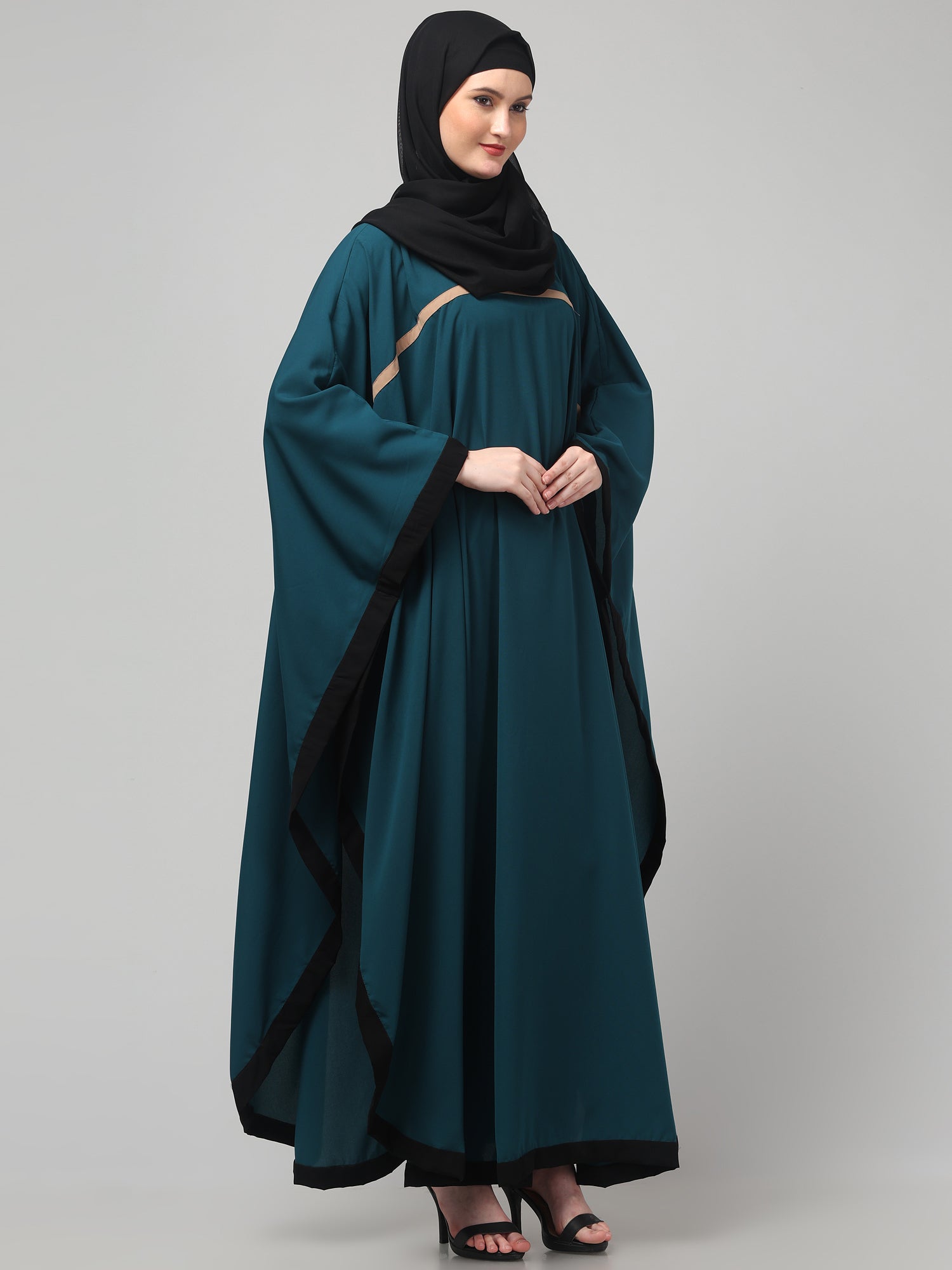 Elegant Bottle Green Kaftan Abaya with Contrast Border
