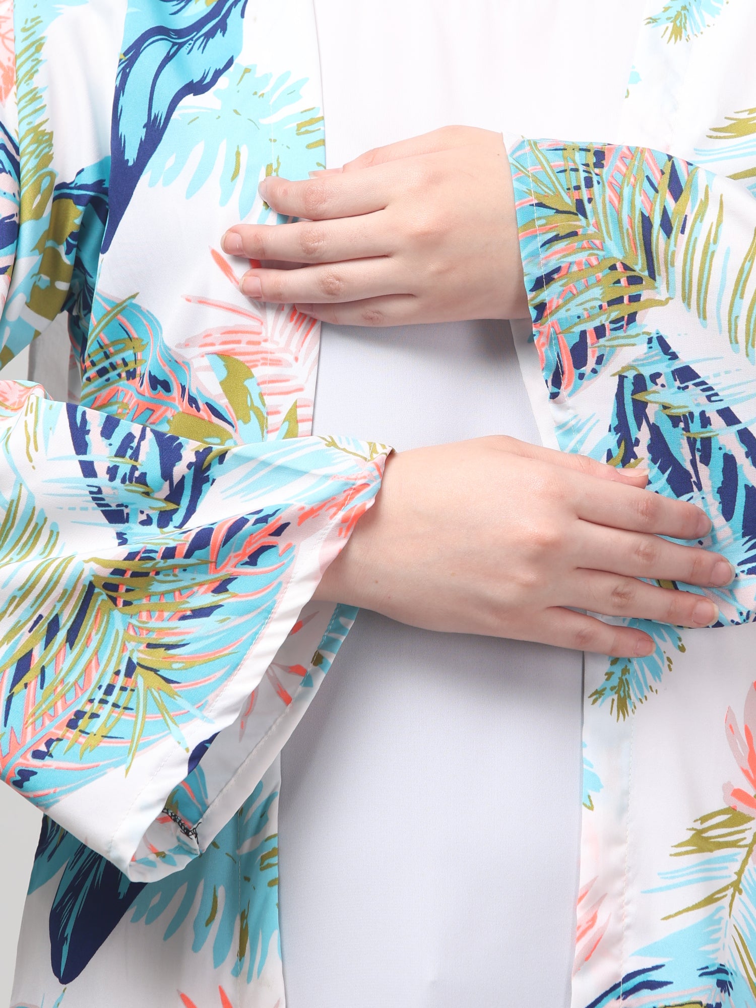 2-Piece White Printed Shrug Set for Women & Girls