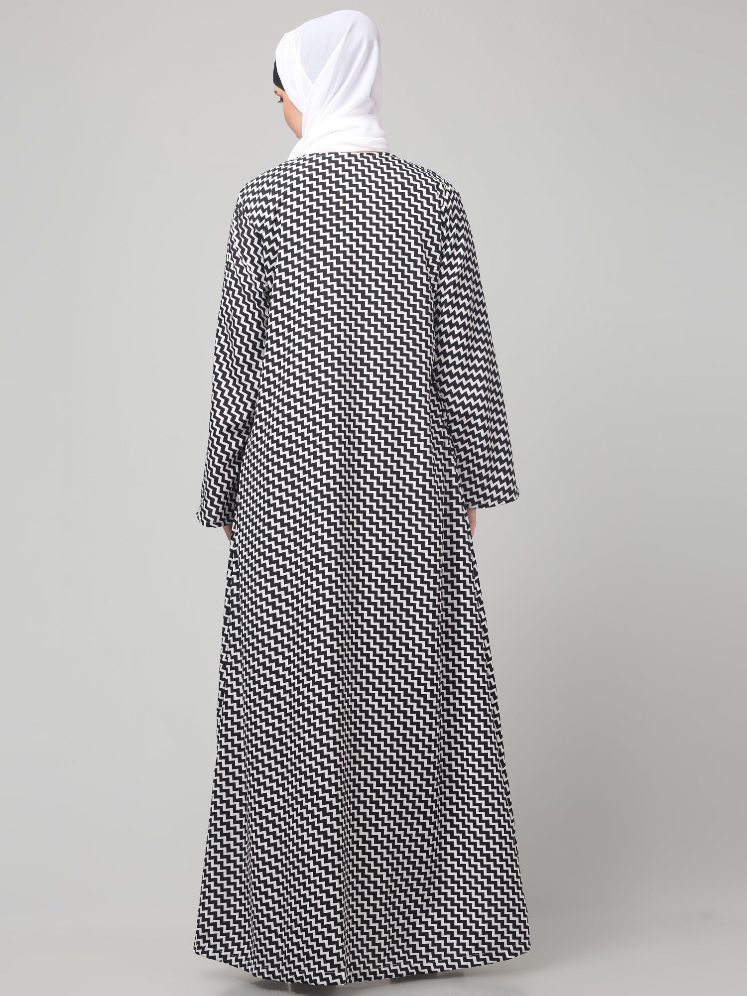 2-Piece Zig Zag Printed Shrug Set for Women